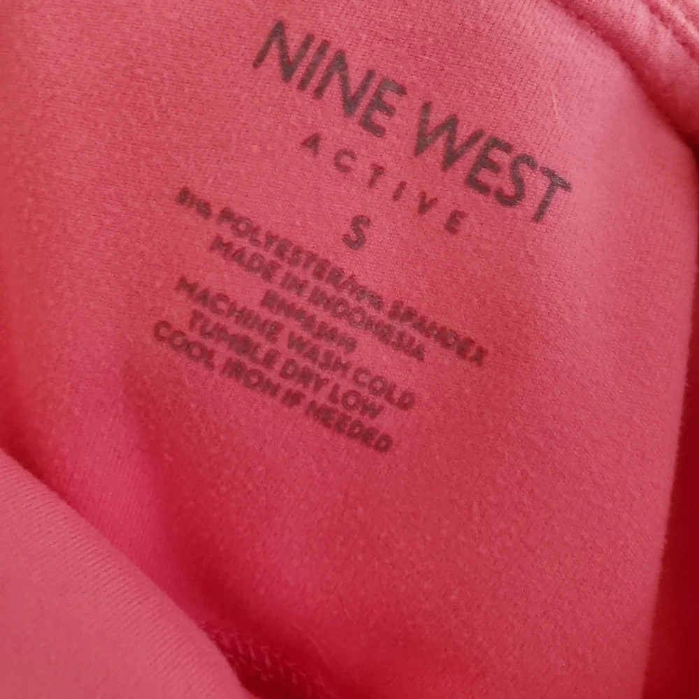 NINE WEST ACTIVE PINK BIKER SHORTS WITH POCKET SIZE SMALL